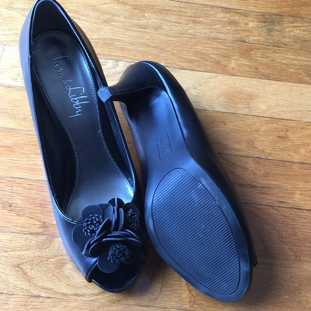 Black heels